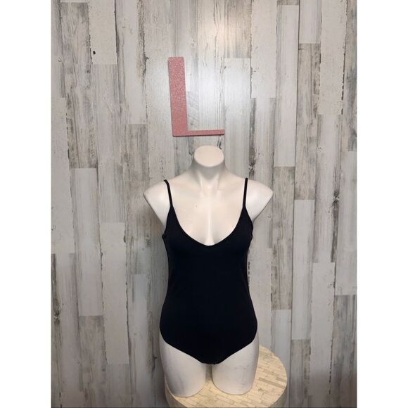 Forever 21 Black Stretch Spaghetti Strap Bodysuit – Basic Everyday Layering One- - Picture 5 of 7